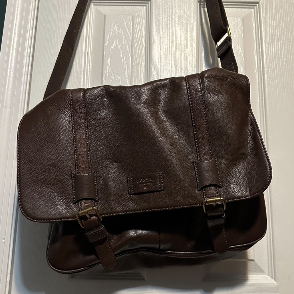 Fossil Messenger Bag